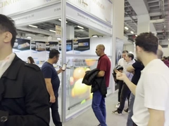 Новейшие технологии - светодиодный гибкий прозрачный экран